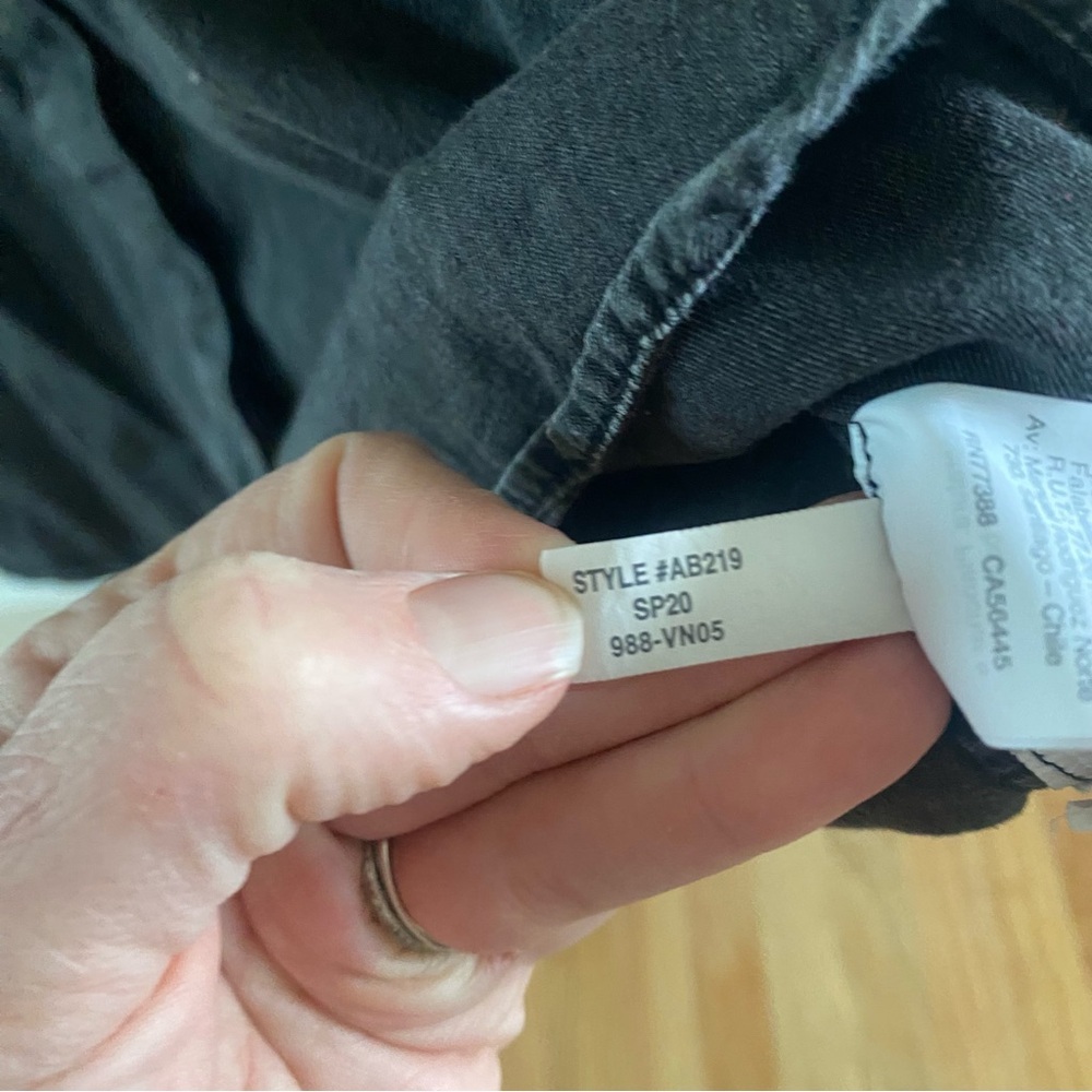 Madewell Denim Hilltop Shirt in Lunar Wash Black Size Medium Short Sleeve - Picture 8 of 10